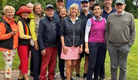 Eine zuversichtliche Schar tritt zur 3. Rotary Club Düsseldorf-Süd Golf-Open an